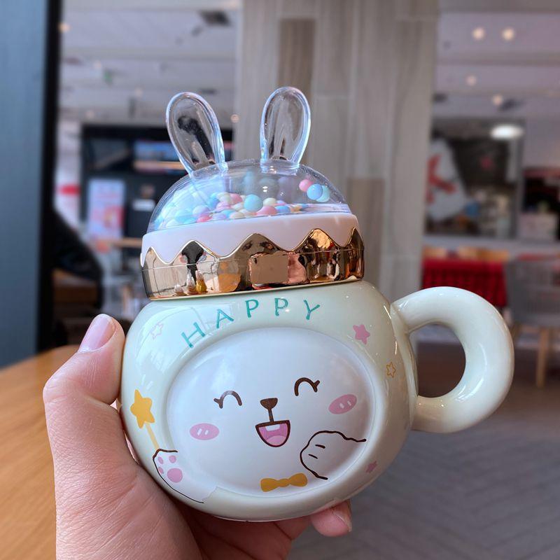 

Кружка с кроликом, с крышкой и ложкой, чашка для мужчин и женщин, керамическая чашка для питья воды, парная, мультяшная, высокая ценность, большая вместимость, кофейная кружка 400ml