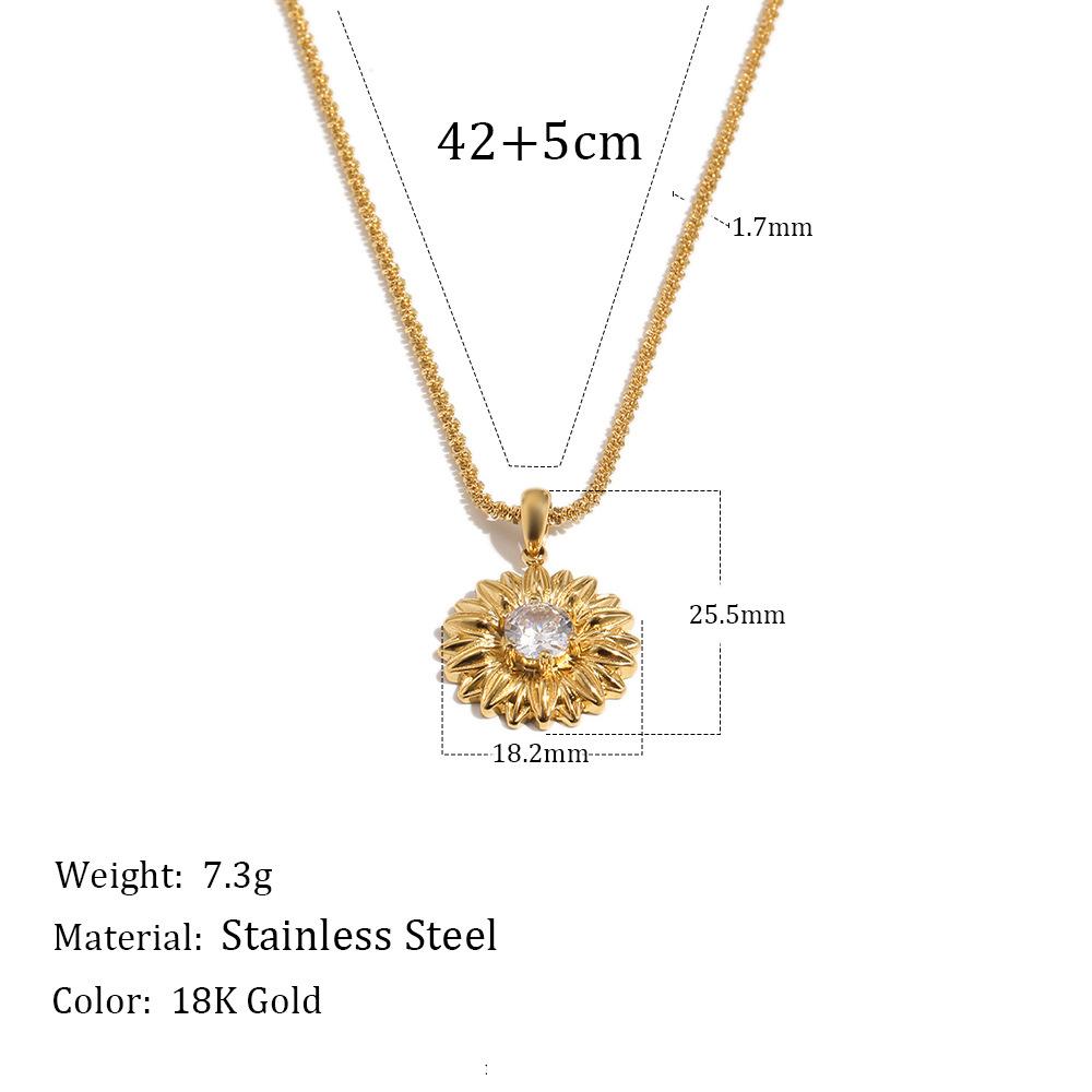 Vintage Stainless Steel Sunflower Pendant Necklace for Women Delicate 18K Gold Plated Zircon Flower Charm Necklaces Boho Jewelry