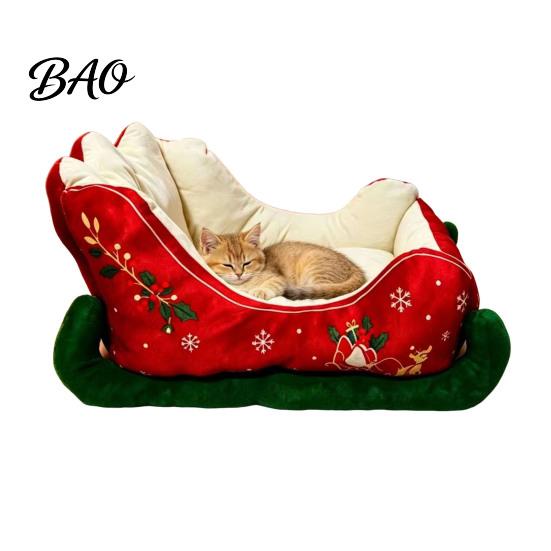 Durable Cat Nest Christmas Sleigh Shaped Pet Bed, Cozy Holiday Dog Sofa Anti?Slip Base Soft Suede House Cushion, Washable Sleeping Bed for