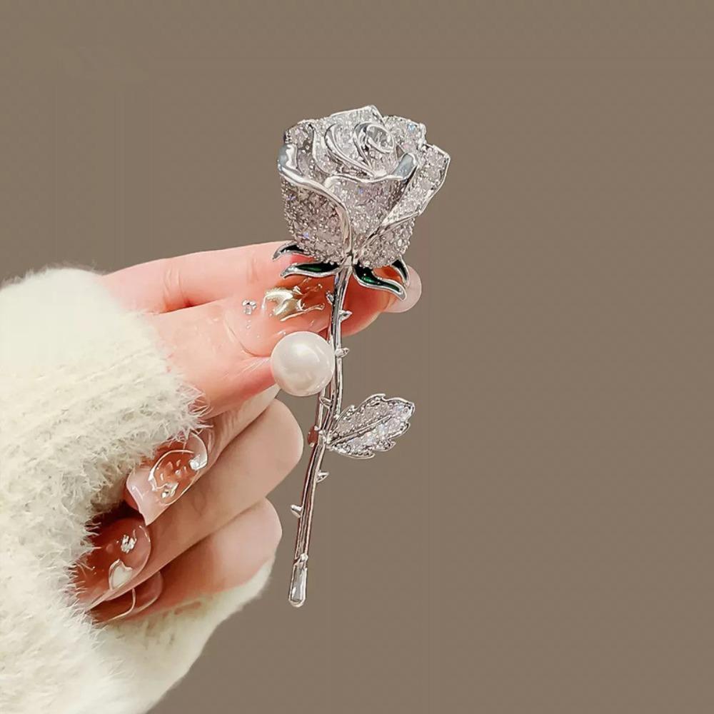 Fashion Alloy Rose Brooches Anti Fading Sparkling Flower Brooches Full Diamond Rhinestone Brooches Jewelry Gifts