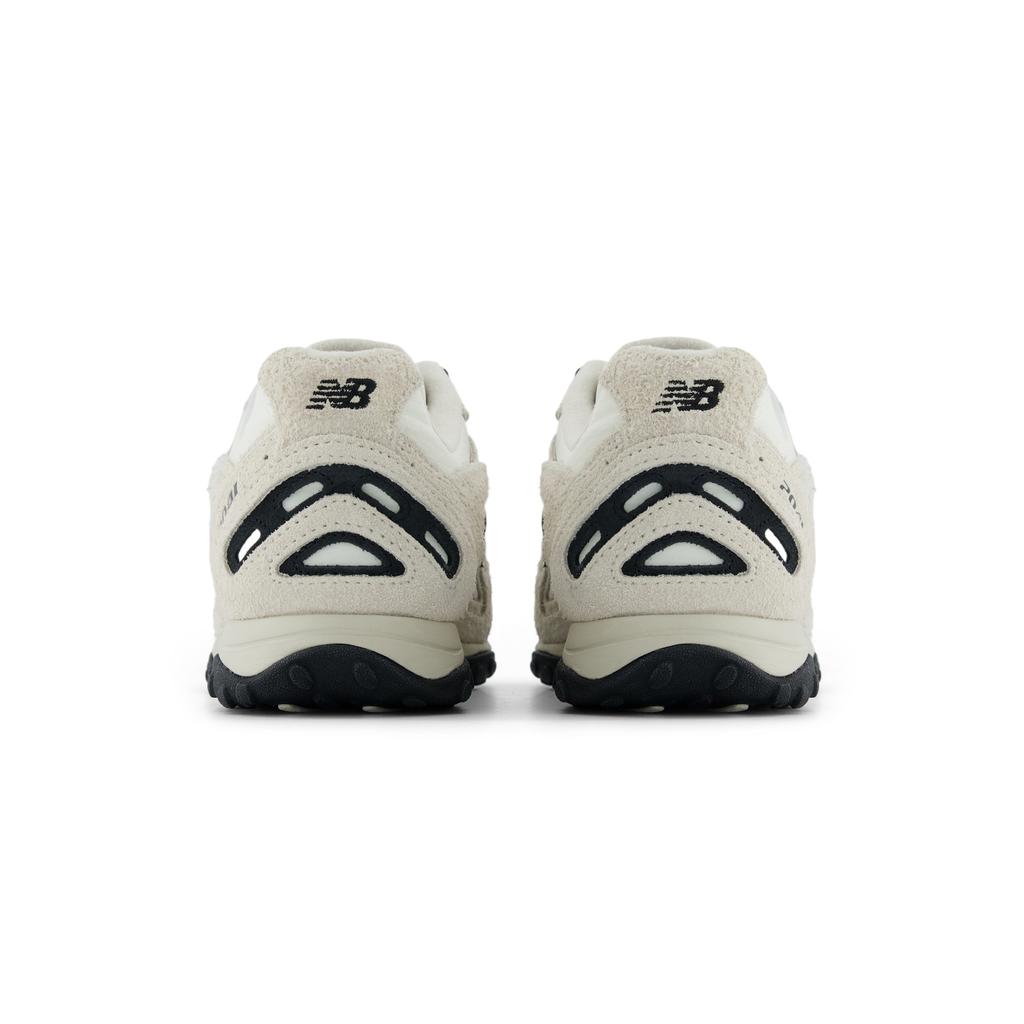 New Balance 204L Designed By The Beast Collaboration Lifestyle Sneakers Unisex Sneakers U204L4RO