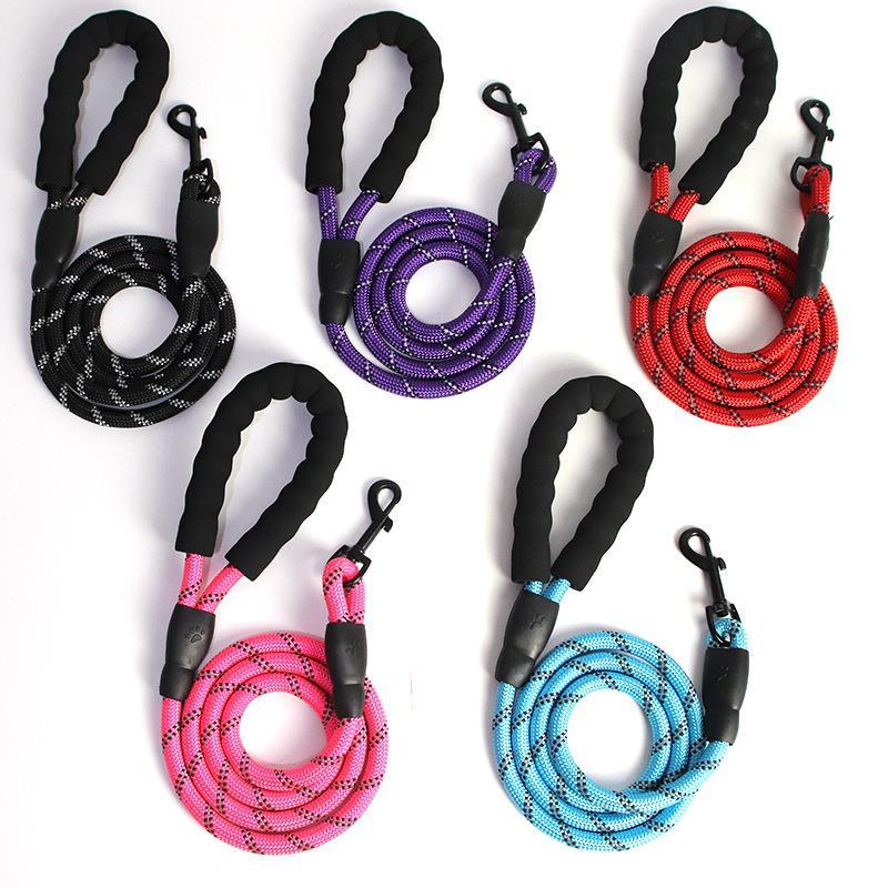 Dog rope explosion medium and large dog walking dog leash pet products explosion-proof nylon dog rope
