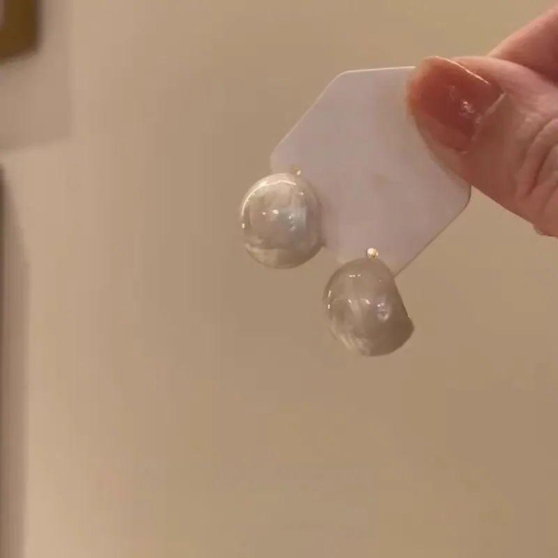 Vintage Metal Bean Stud Earrings For Women Elegant Gold Color Glazed Oval C-Shaped Bean Earrings Jewelry Gifts