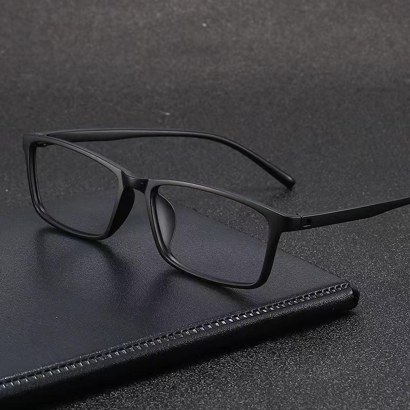 Ultralight Eyewear TR90 Reading Glasses For Men And Women Anti Blue Light High Quality Square Presbyopia Glasses For Phone