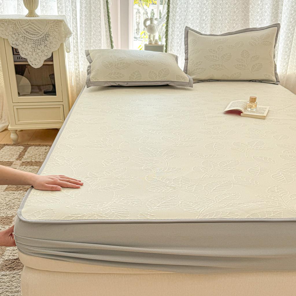 Mei Yun Ge Liang Dou Jacquard Cold Mat Bed Sheet