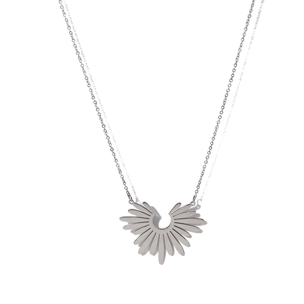 Sunflower Series 18K Gold Plated Necklace - European & American Style, Titanium Steel Clavicle Chain for Women