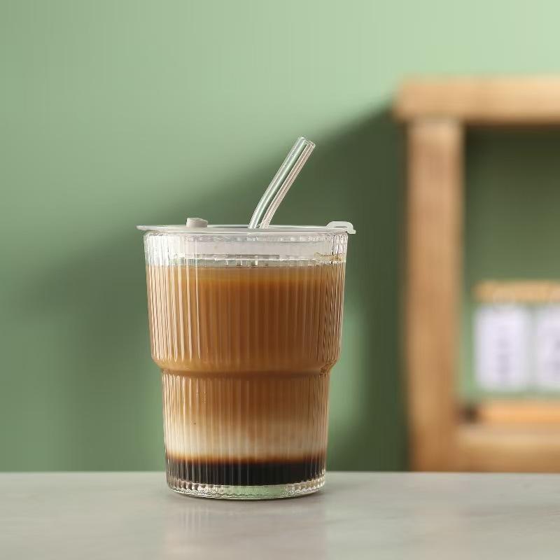 High-value Cold Drink Juice Coffee Cup with Lid and Straw, Vertical Striped Glass, Large Capacity Water Cup