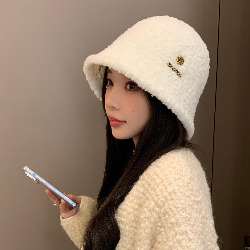 Korean Version of Autumn and Winter New Hat for Women with High End Metal Plush Fisherman Hat Solid Color Versatile Winter Thermal Basin Hat