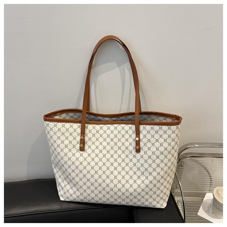 Women's Retro Large-Capacity Tote Bag - Trendy Spring/Summer 2024 Fashion