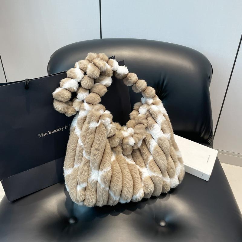 Korean version of simple large-capacity tote bag 2025 spring versatile new fashion handbag textured shoulder bag хаки 1979₽