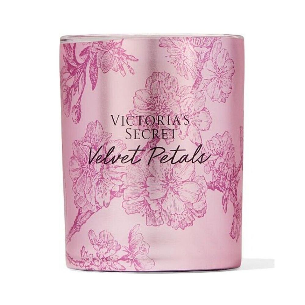 

Victoria s Secret - Ароматическая свеча - Бархатные лепестки -