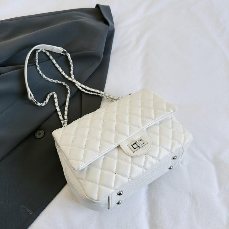 Light Luxury Rhombus Chain Small Square Bag Niche Design Large Capacity Shoulder Messenger Bag Light Luxury Style