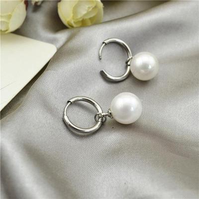 Orecchini pendenti da donna: Cerchi in Acciaio al Titanio con Ganci in Argento 925 e Perle Imitazione, Clip per Orecchie Senza Foro