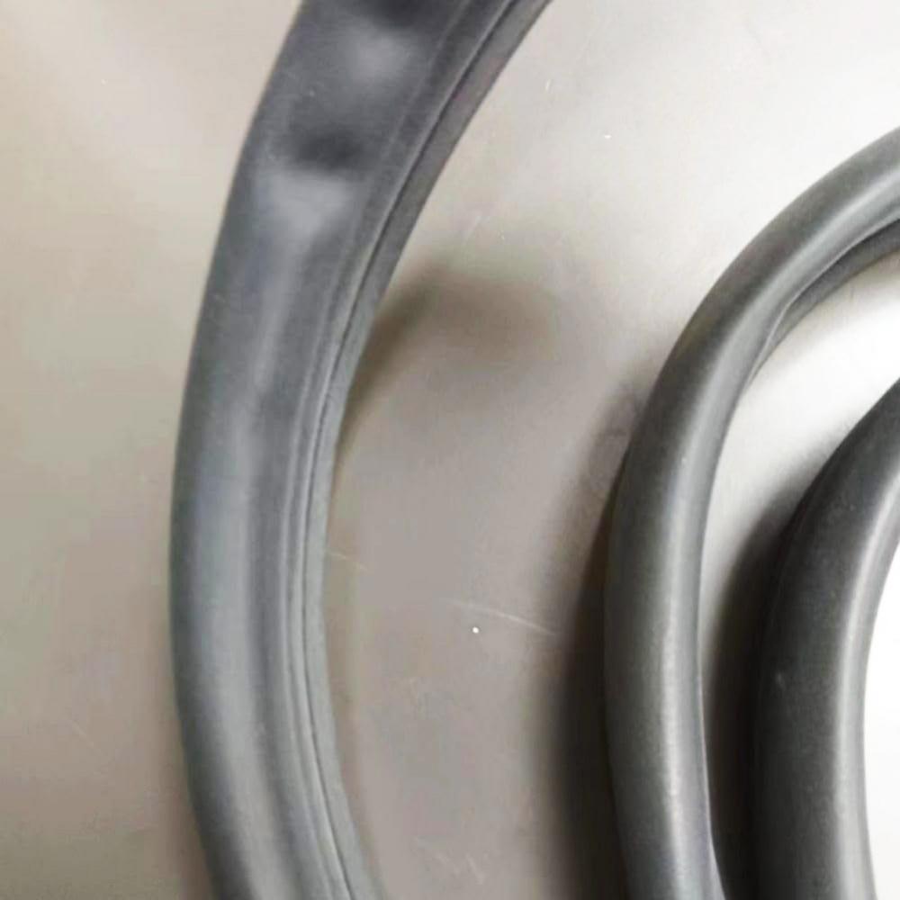 Cover sealing strip for Mercedes-Benz 1668870198