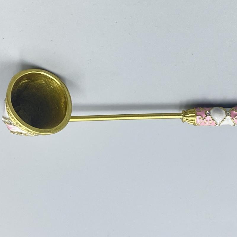 Antique Metal Candle Extinguisher With Decorative Antique Enameled and Long Handle Wick Flame Snuffer For Household Use