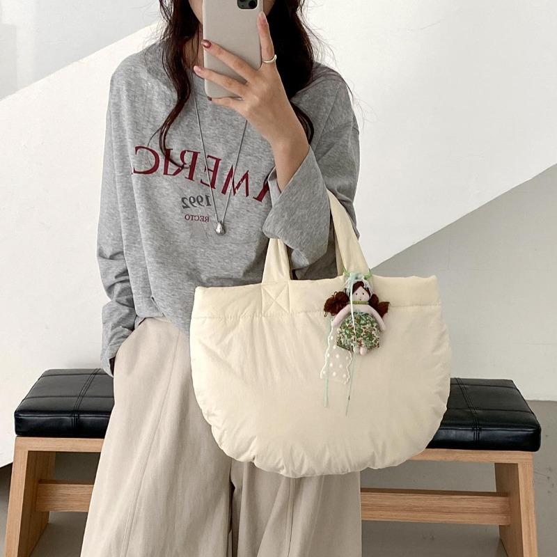 Autumn tote bag women's large-capacity fashion casual nylon handbag commuting to work lazy wind cloud bag