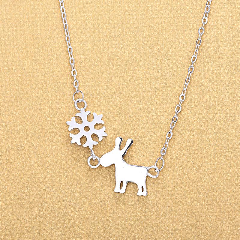 European S925 Silver Snowflake Reindeer Necklace for Women - Light and Lovely Versatile Jewelry