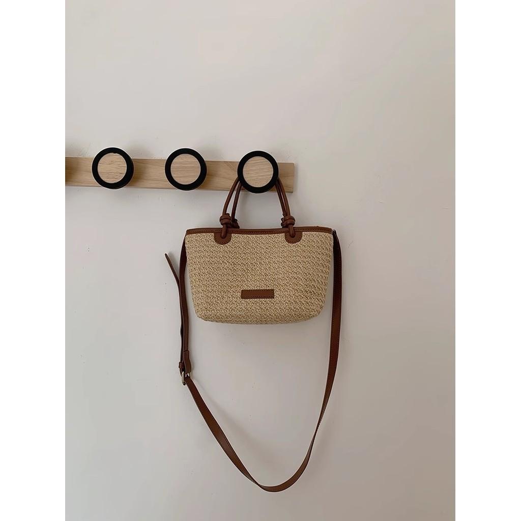 IELGY Beach Wind Hand-woven Small Bag, Shoulder Crossbody Vegetable Basket, Bucket Straw Bag