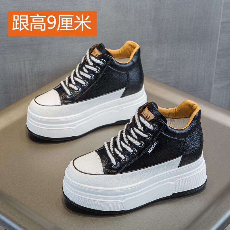 

Женская обувь на внутренней платформе, толстая подошва, новая коллекция осень-зима 2025, бархатная подкладка, утолщенная, маленький размер, высокие белые кроссовки для женщин 33