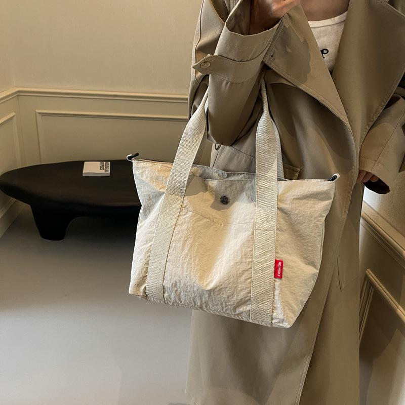 Nylon cloth bag women's large-capacity shoulder bag new casual fashion messenger bag student commuter tote bag