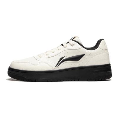 Obuwie męskie – Sneakersy