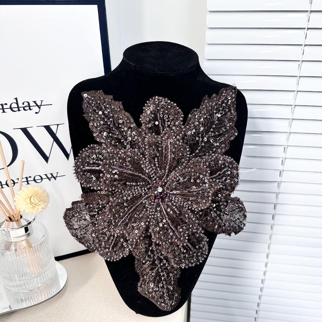 "White Multi-Layer Sequin Bow Tie with Skirt Accessories & Decorative Beaded Corsage"