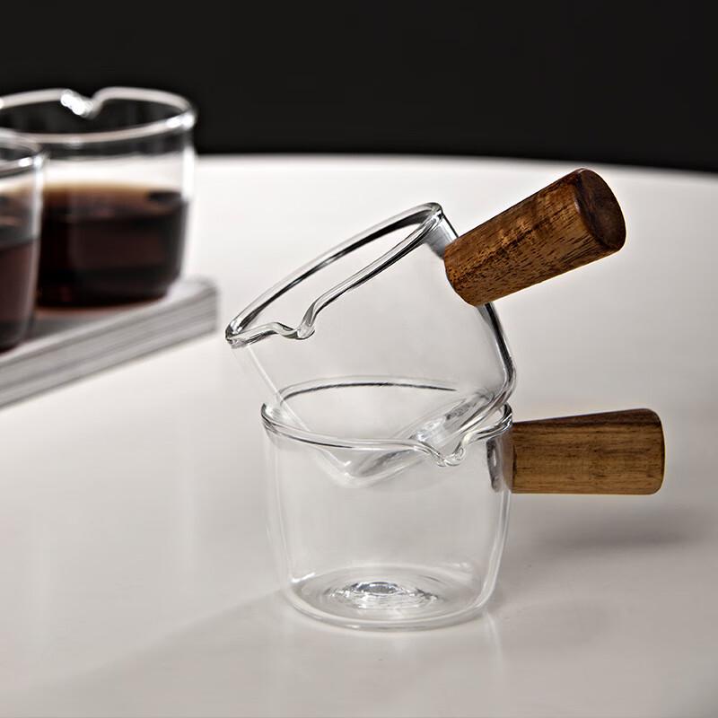 Shangqi Borosilicate Glass Milk & Espresso Jug with Scale and Wooden Handle