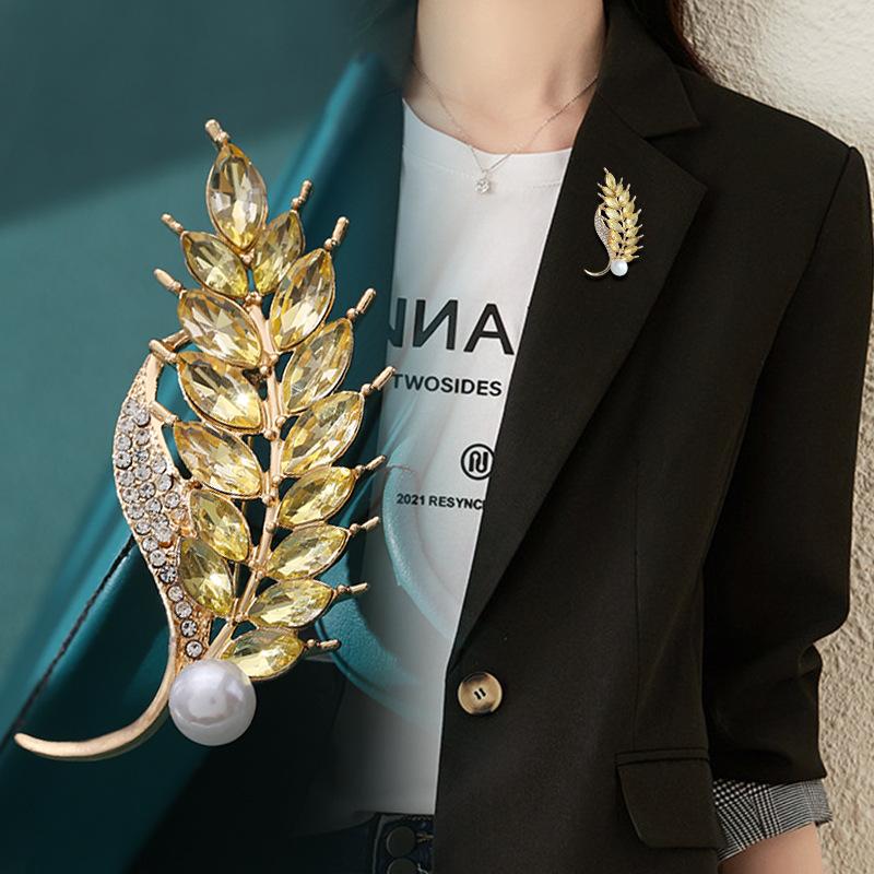 Brooch Female Premium Wheat Corsage Anti-light High-end Pin Buckle Suit Fixed Clothing Accessories Collar Pin