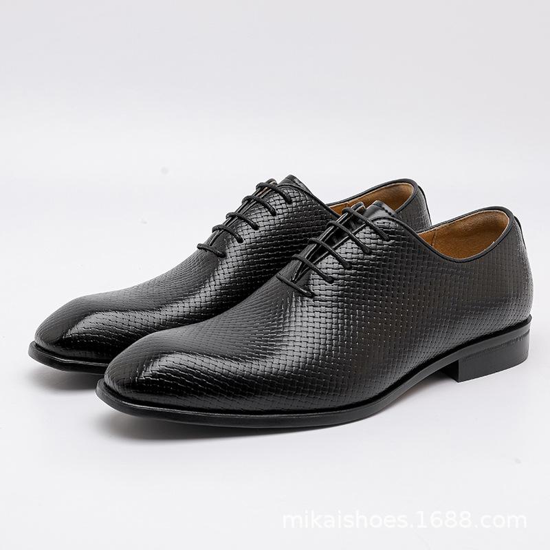 

New men s leather shoes European version lace-up business dress one piece Oxford shoes British Korean version business shoes large size 46
