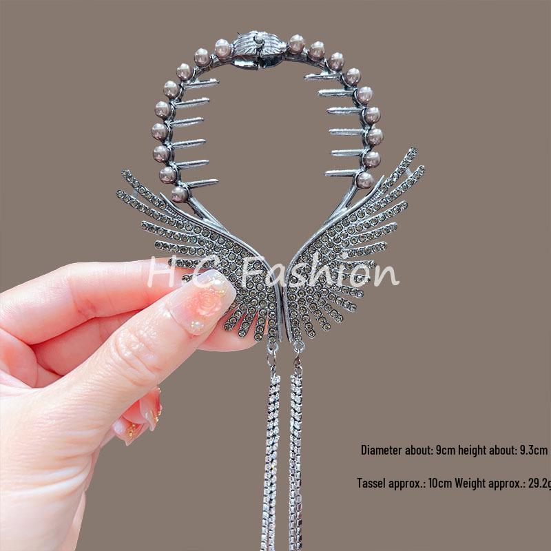 Elegant Lily of the Valley Tassel Hairpin: Timeless Updo Clip for a Refined Look