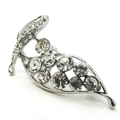 [M1823] - White 'Sissi' Designer Brooch