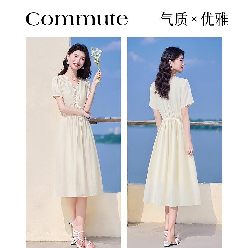 Lyocell V-neck Waist Cinched Dress for Women In Summer, with Bubble Sleeves and Pleats To Reduce Age and Make You Look Slimmer, a Vacation Dress