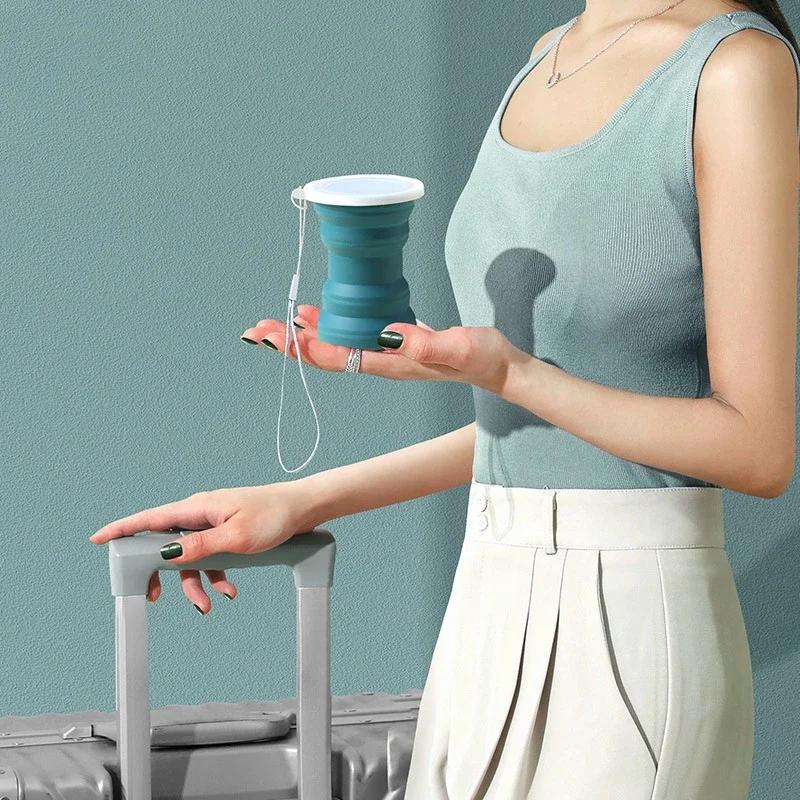 320ml Leicht zu tragen Silikon Faltbarer Wasserbecher Outdoor Aktivität Hitzebeständig Teleskopisch Zusammenklappbar Faltbare Tasse Mit Deckel Für Reise Camping