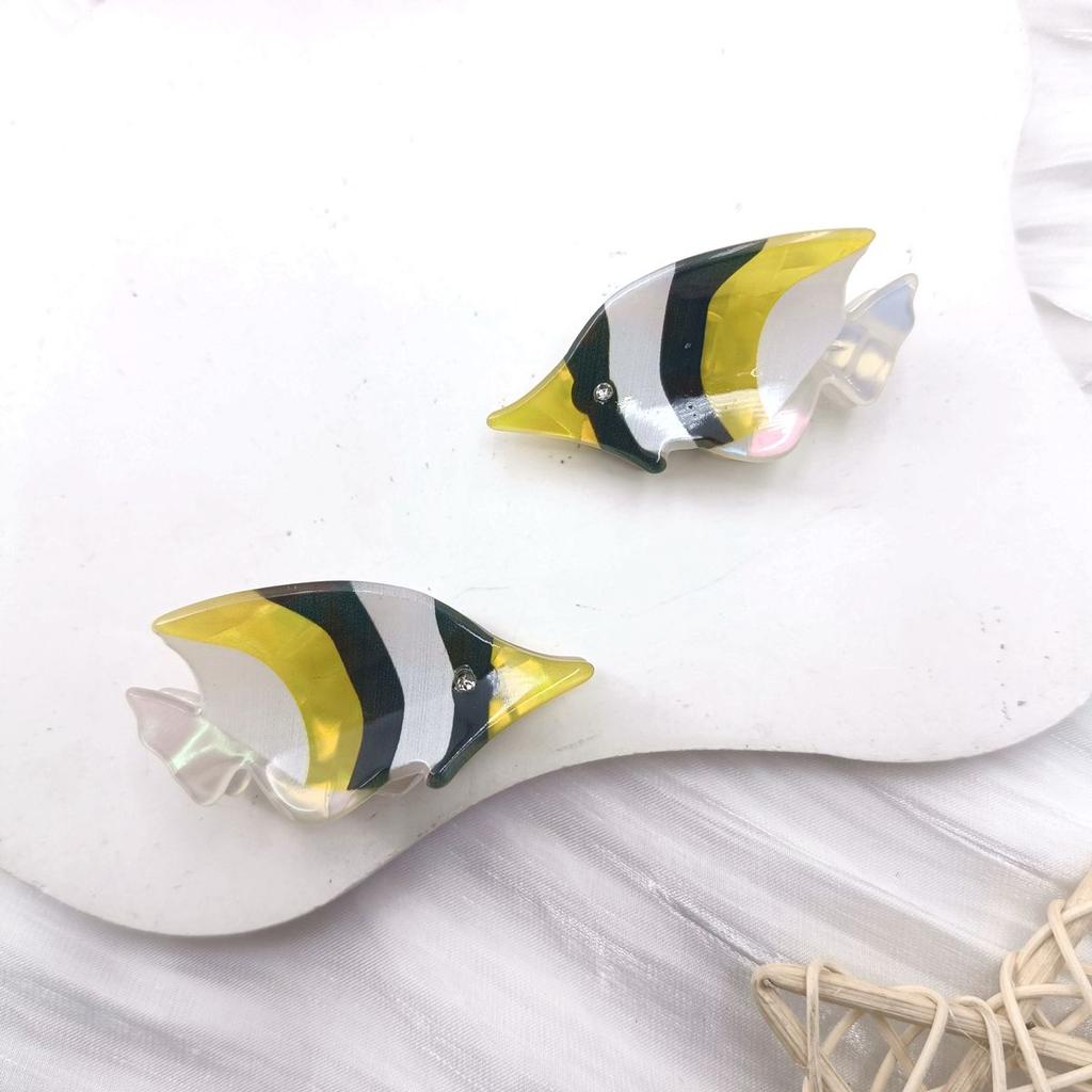 Cartoon Creative Ornamental Fish Shark Goldfish Hairpin Back of the Head Grabbing Clip Shark Clip Hair Accessories for Women