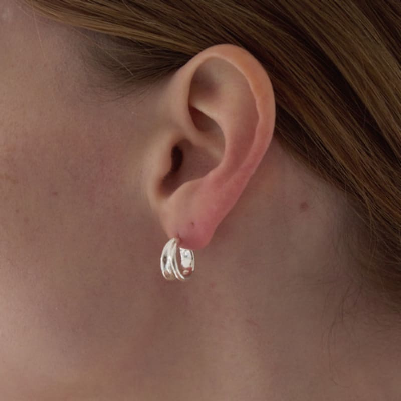 

touched PEBBLE EARRING 05 GOLD