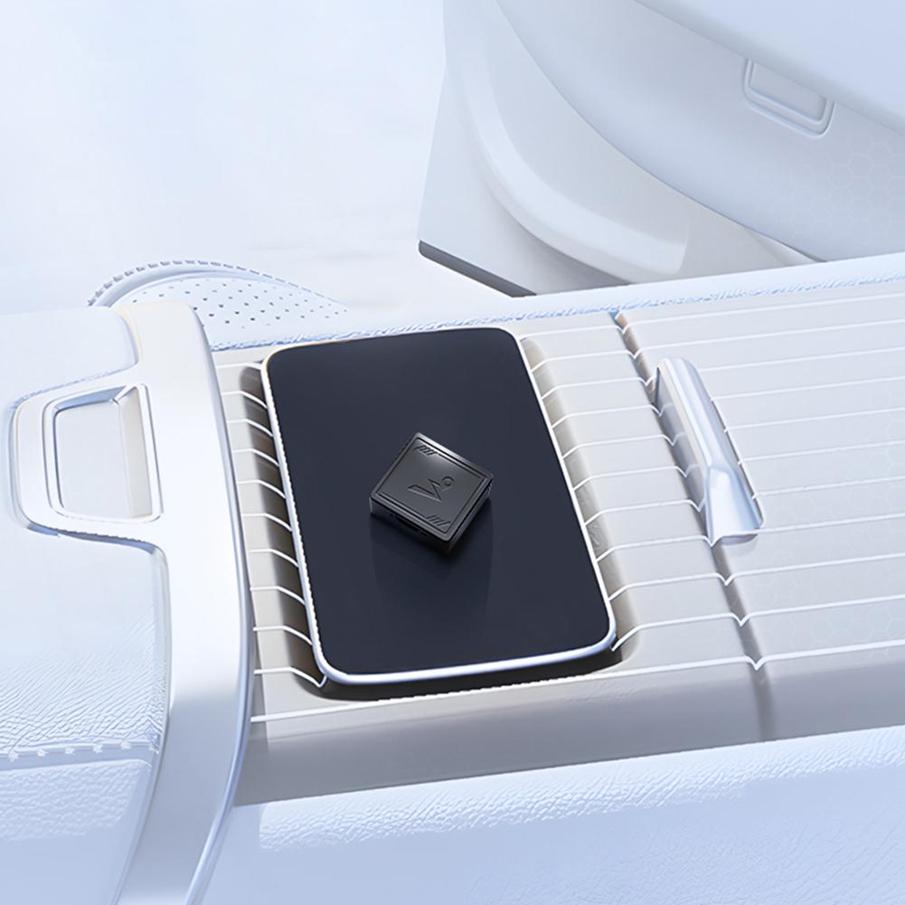 4G GPS Tracker with App Mini Vehicle GPS Locator Portable GPS Positioner for Elderly Children Pets Car