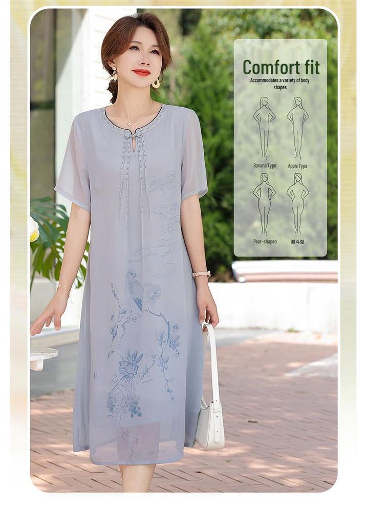 Mom's Elegant Summer Qipao: Chic Chinese Style Dress for Middle-Aged and Elderly Temperament.