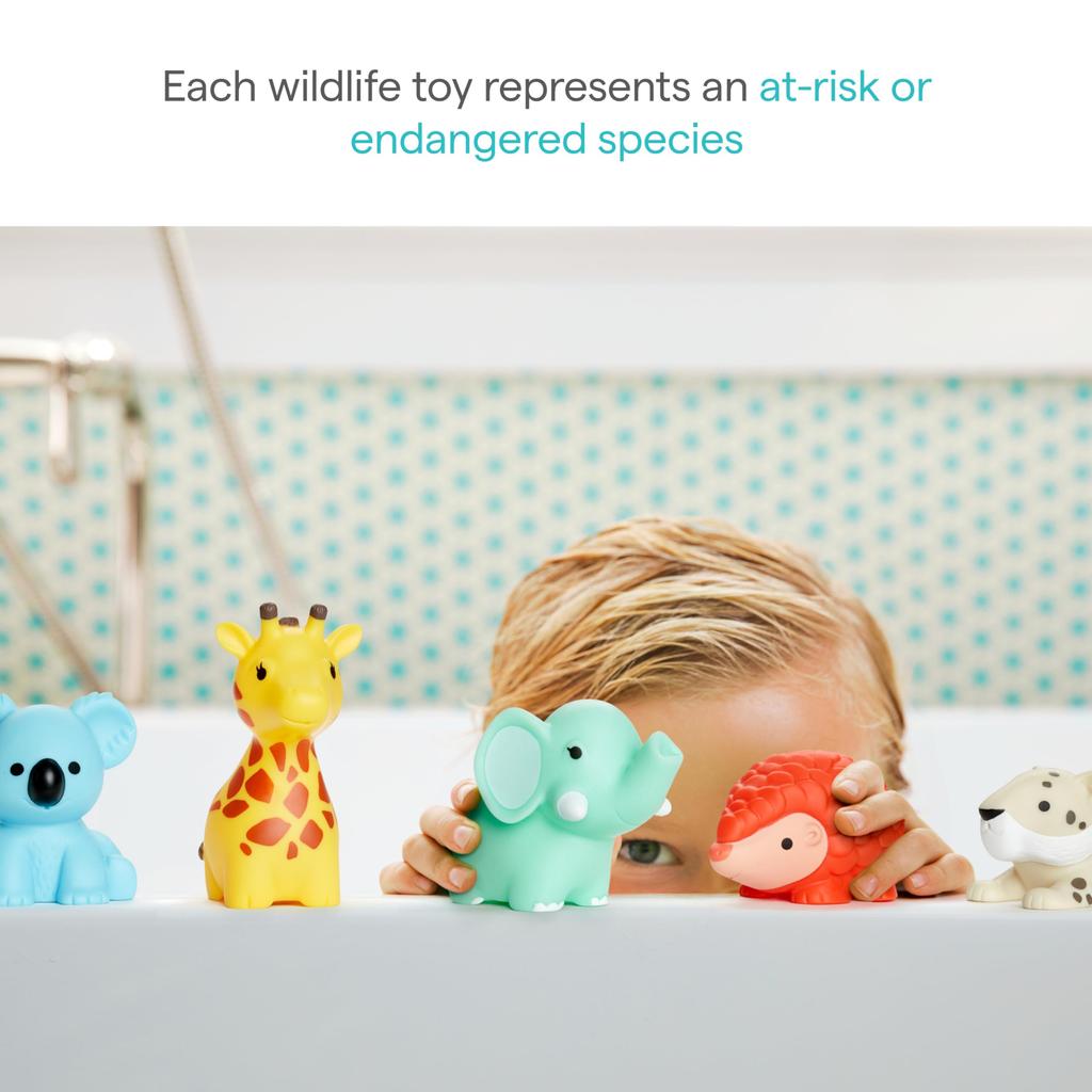 Munchkin Floating Water Guns, Set of 8, Wild Love, Floating Animal Water Guns, Bath and Pool Toys for Babies and Kids, TYMU21353001