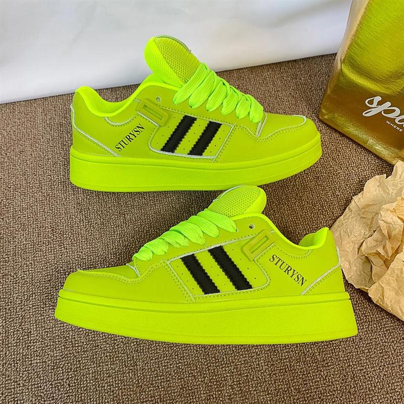 Original Niche Fluorescent Green Bread Shoes Women's Ins Tide 2025 Summer New Versatile Student Leisure Sports Board Shoes