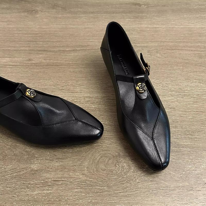 2025 New Women Mary Jane Shoes Retro Camellia Chunky Heel Hollow Out Single Shoes for Commuting Buckle