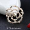Spilla Corona di Perle e Strass di Cristallo Coreano - Spilla Versatile per Sciarpe da Donna con Spedizione Gratuita
