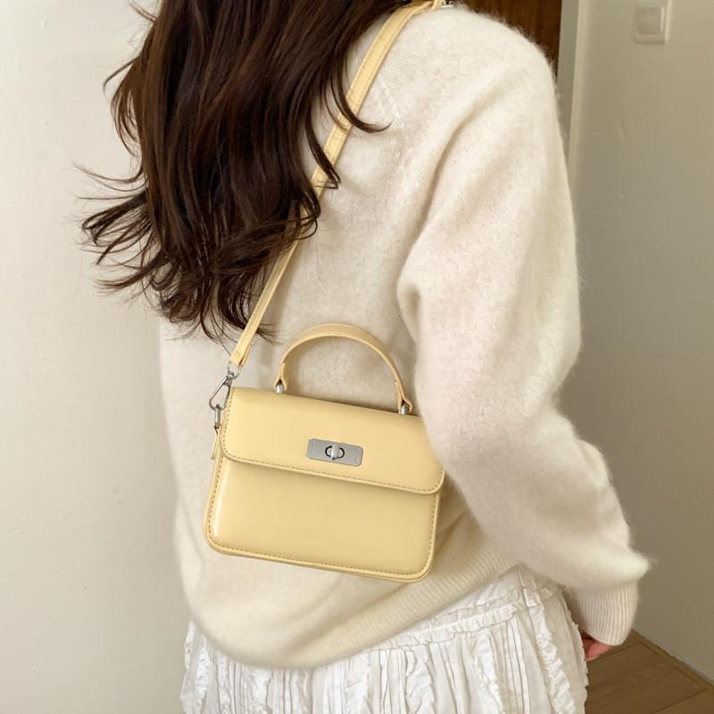 Pu Small Square Bag For Women With Zipper Closure And Interior Pockets For Daily Use