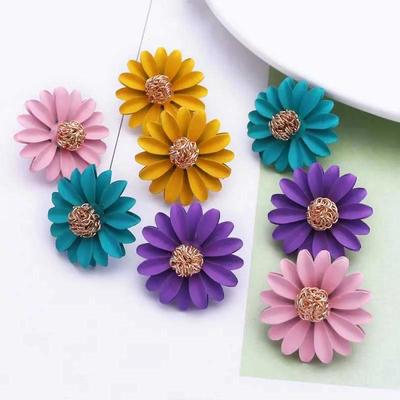 Korean Style Cute Metal Flower Stud Earrings For Women Girl Fashion Sweet Earring Femme Brinco Summer Jewelry Party Gifts