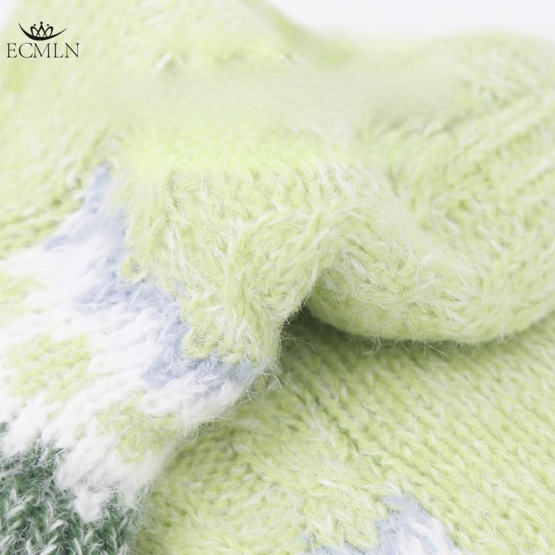 Women Slipper Socks Knitted Warm and Fluffy Fleece Lined Non Slip Socks Winter Socks Home Sleeping Socks for Bed Socks
