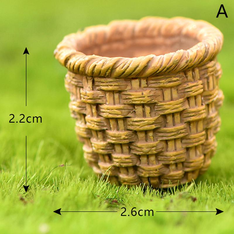 Cute Multiple Type Animal Cartoon Bunny Carrot Rabbit House Cute Rabbit Gardening Plant Resin Micro Landscape Ornaments