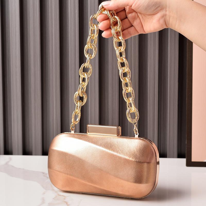Borsa da Sera alla Moda Lusso PU Catena Spessa Portatile Pochette Borsa per Festa Nuziale Elegante Pochette Argento Lucido