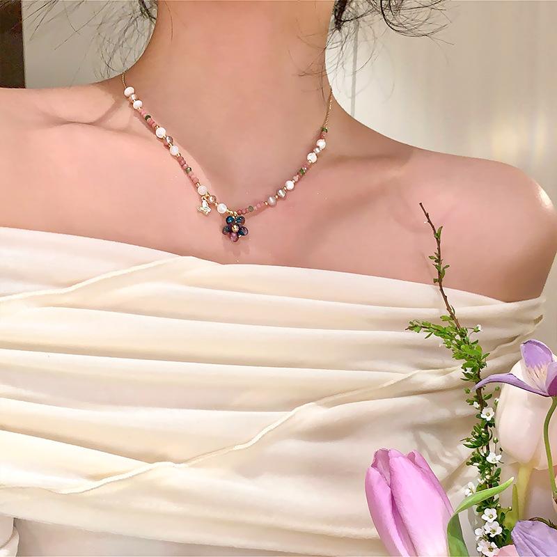 Spring and Summer Bead Red Stone Flower Necklace Fashionable Light Luxury Versatile Collarbone Chain Small Fresh and Sweet Necklace Women