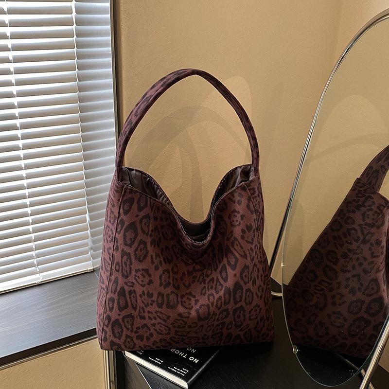 

Сумка большой вместимости с леопардовым принтом, женская новая осенне-зимняя модная универсальная сумка через плечо в ретро-стиле для поездок на работу бордовый