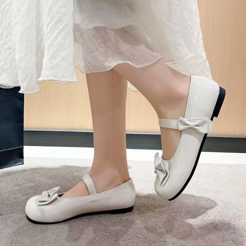 Fashion 2025  New Lolita Style Cute Round Head  Jane Pumps with Bow Women's Sweet Party Dress Midi Heels Shoes Fashion PU Sandals