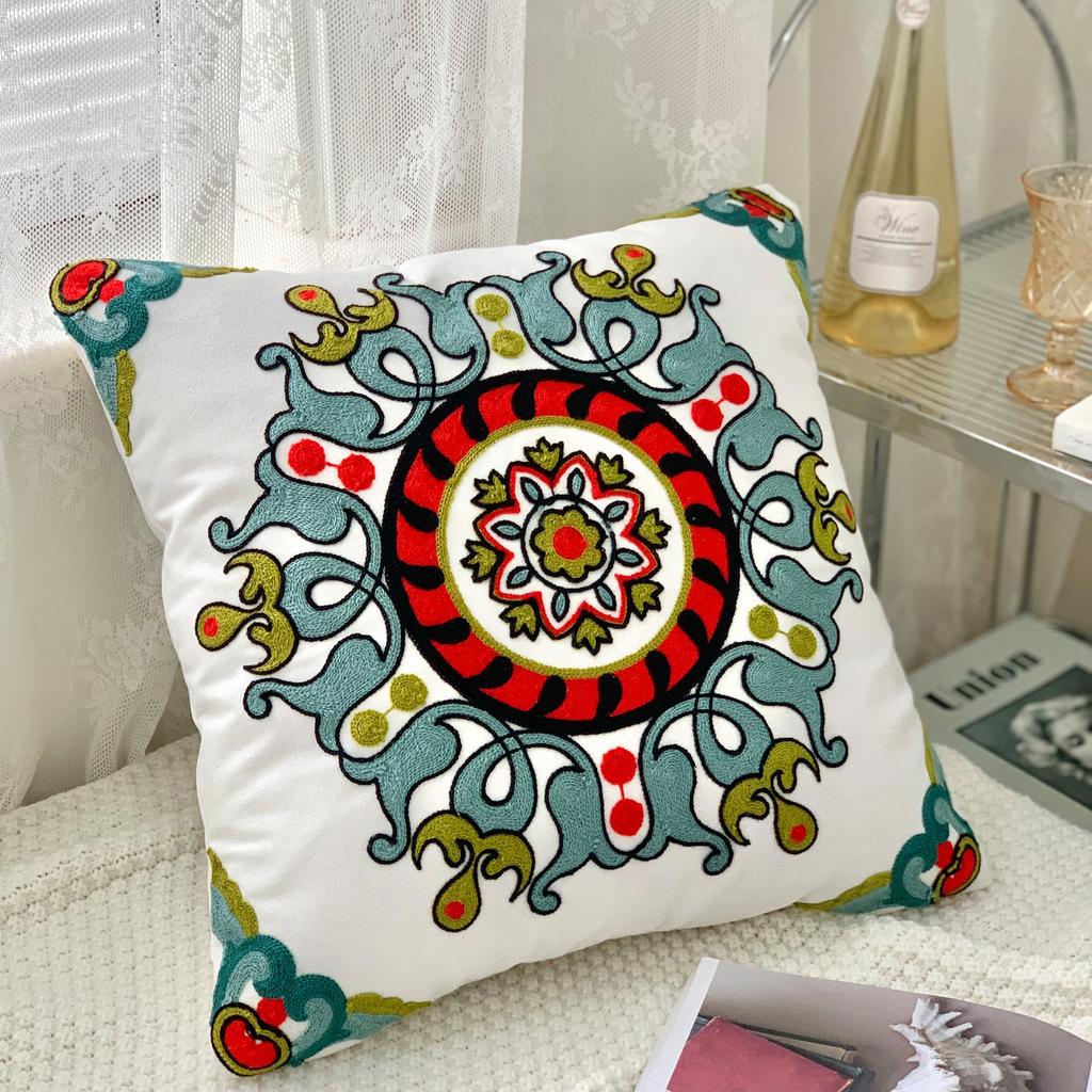 45x45cm Ethnic-Style Floral Embroidered Pillowcase Cojines Cotton Owel Embroidered Throw Cushion Cover Headboard Pillowcases
